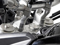 Zestaw podwyższający kierownicę Triumph Tiger 800x
